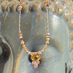 COLLIER CHRISTY NEW MODEL