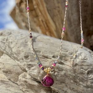 COLLIER FAYE